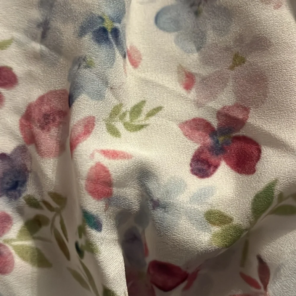 Fashion To Figure White,pink,blue,purple & green Floral Top w/tie sleeves - Picture 16 of 16